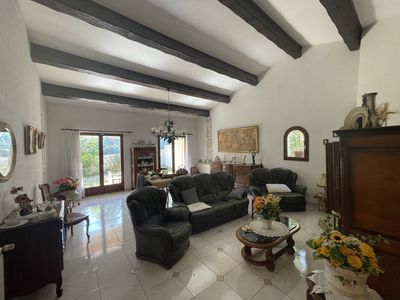 A vendre villa dans lotissement maison en R+1 de 116 m² sur parcelle de 359 m² avec 3 chambres 13190 ALLAUCH