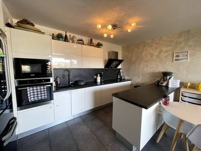 A vendre Type 3 de 58 m² avec terrasse de place de parking privative + garage Le Merlan / Sainte Marthe 13014 Marseille
