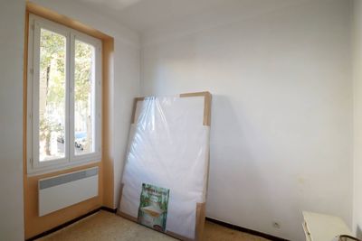 A l'achat appartement à rénover avec potentiel et idéalement situé au Chartreux 13004 Marseille