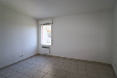 A vendre appartement 3 pièces 68 m² avec terrasse et garage double La fourragère / Saint Jean du désert 13012 Marseille