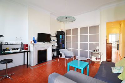 A vendre bel appartement entièrement rénové, Castellane 13006 Marseille