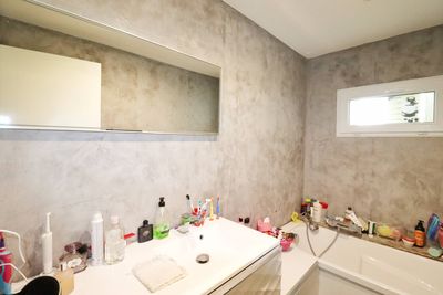 A vendre appartement 3 pièces 78 m² avec balcon et cave Saint Julien / Comtesse 13012 Marseille