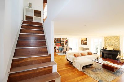 A la vente proche du village de la Valentine, un loft, un produit coup de coeur pour ce bien atypique pouvant faire office de bureaux 13011 Marseille