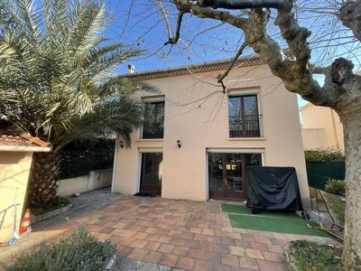 A vendre maison 105 m2 en R+1 de 4 pièces (3 chambres) sur parcelle de 359 m2 avec terrasse Bois Luzy / Saint Barnabé 13012 Marseille