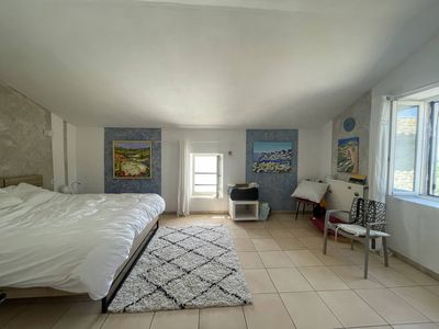 A vendre bastide en pierre d'environ 155 m² avec 4 chambres sur une parcelle de 884 m² 84820 VISAN