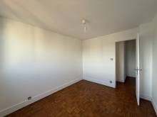 8ᵉ étage avec ascenseur, ce 3 pièces de 64,30 m²