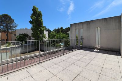 terrasse A vendre maison de type 5  avec jardin et piscine entre Saint Julien et Beaumont 13012 Marseille