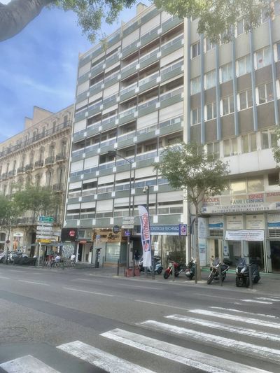 A vendre appartement 2 pièces 55 m² Corderie 13007 Marseille
