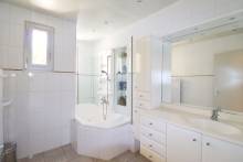 A vendre belle villa de 4 chambres proche du centre du village de plan de cuques (13380)