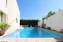 A vendre belle villa de 4 chambres proche du centre du village de plan de cuques (13380)