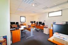  À VENDRE – Ensemble de bureaux professionnels – Marseille 3e – 485,83 m² Carrez