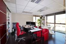  À VENDRE – Ensemble de bureaux professionnels – Marseille 3e – 485,83 m² Carrez