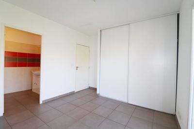 A vendre maison de 4 chambres  en R+1 avec jardin et garage proche du village des caillols 13012 Marseille