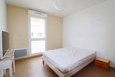 A la vente appartement 3 pièces avec terrasse vue dégagée et garage double 13390 Auriol