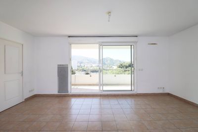 A vendre appartement 4 pièces avec terrasses et garage double en sous sol  Grognarde / La pomme 13011 Marseille