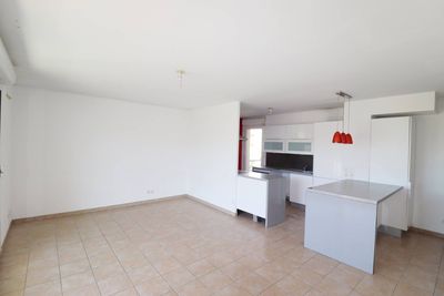 A vendre appartement 4 pièces avec terrasses et garage double en sous sol  Grognarde / La pomme 13011 Marseille