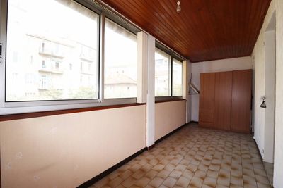 veranda A vendre appartement 2 pièces Belle de mai 13003 Marseille