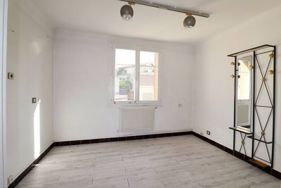 A vendre appartement 3 pièces avec balcon secteur Bon Secours 13005 Marseille