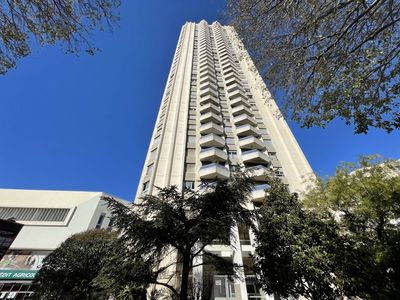 A vendre appartement 4 pièces de 91 m² secteur recherché Rond point du prado 13008 Marseille