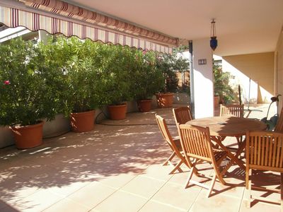 Investissement locatif -  Appartement 3 pièces avec grande terrasse en rdc Bois Luzy 13012 Marseille