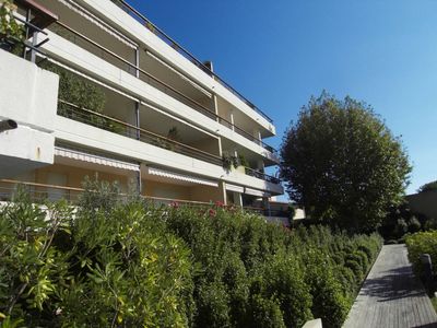 Investissement locatif -  Appartement 3 pièces avec grande terrasse en rdc Bois Luzy 13012 Marseille