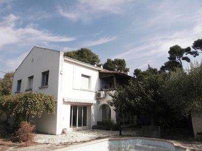 A vendre Secteur résidentiel de la Rose T3 situé en rez de chaussée d'une villa avec piscine et jardin privatif