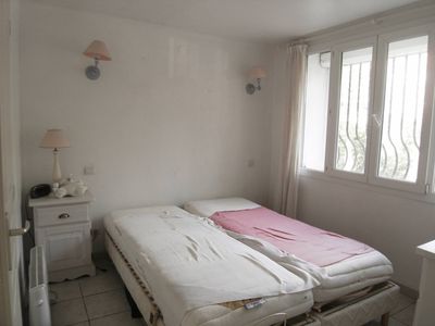 A vendre Secteur résidentiel de la Rose T3 situé en rez de chaussée d'une villa avec piscine et jardin privatif