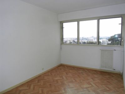 A vendre 13010 Saint Tronc  Appartement 4 chambres avec toit terrasse privatif