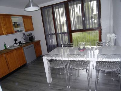 A vendre appartement 3 pièces de 71 m² avec balcons, cave et stationnement facile dans résidence fermée La Pounche 13190 ALLAUCH