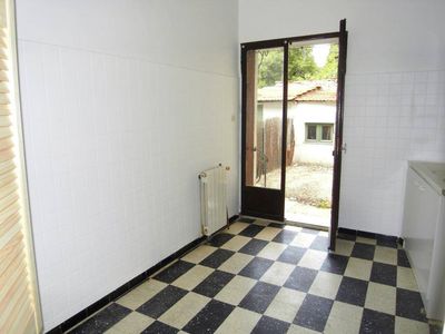 A vendre  Saint Antoine 13015 Marseille Appartement t3  de 46 m² en rdc d'une maison de ville