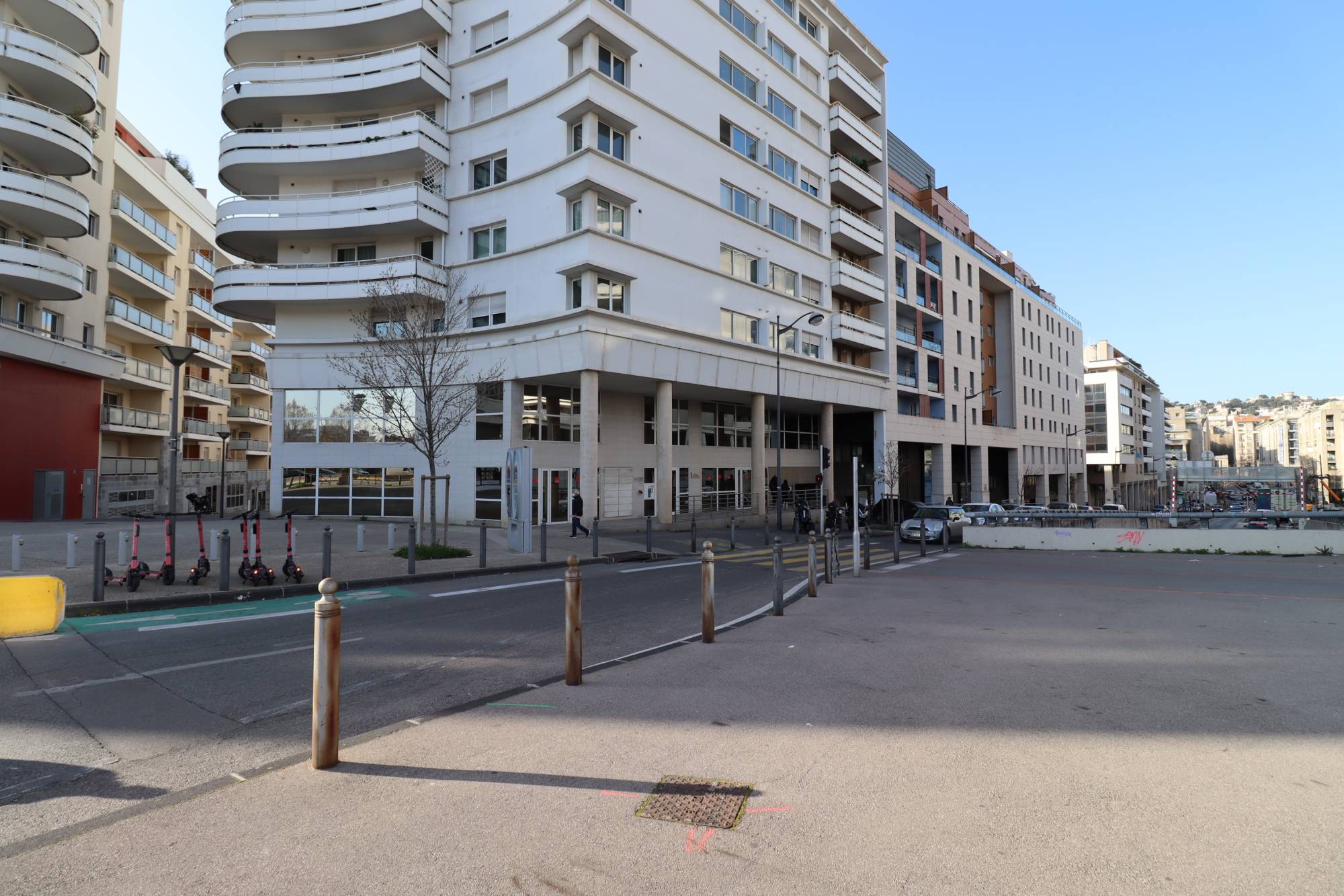 immeuble récent A louer appartement 30 m² avec terrasse Parc du 26ème Centenaire / Rouet 13008 Marseille 