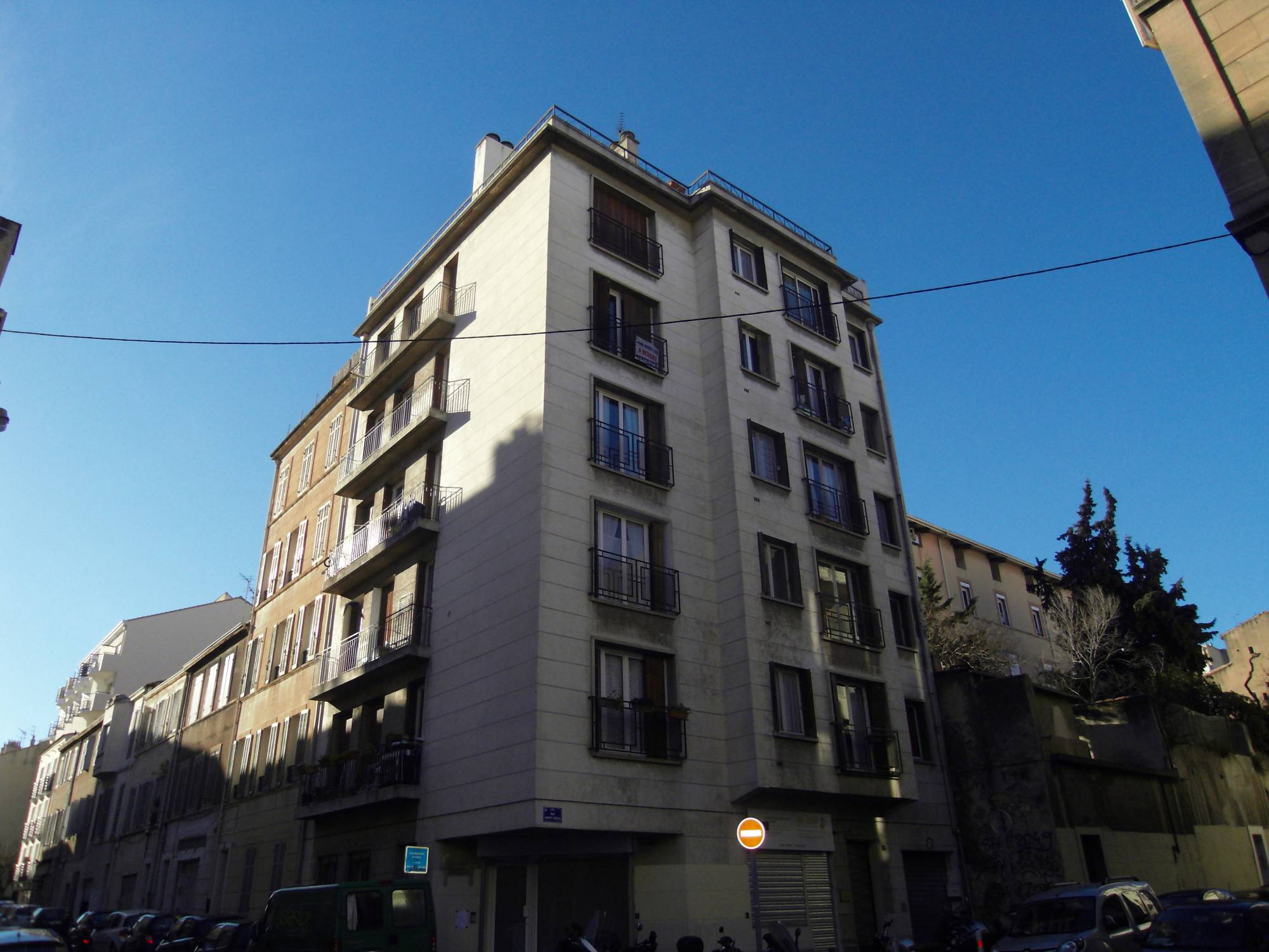 à louer appartement 3 pièces de 50 m² environ 13006 Marseille 