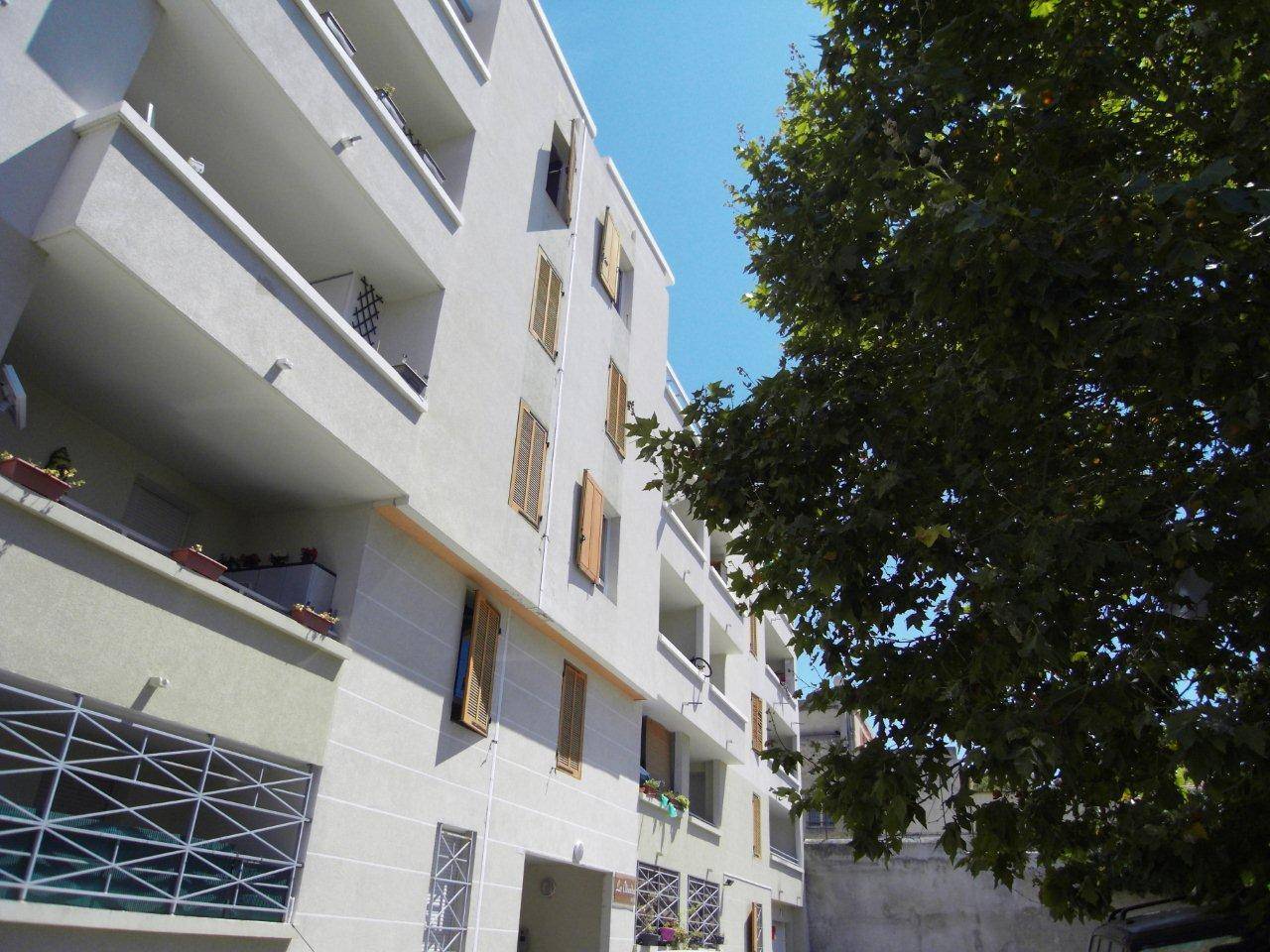 A louer T2 54 m² avec place de parking double Bon Secours 13014 Marseille