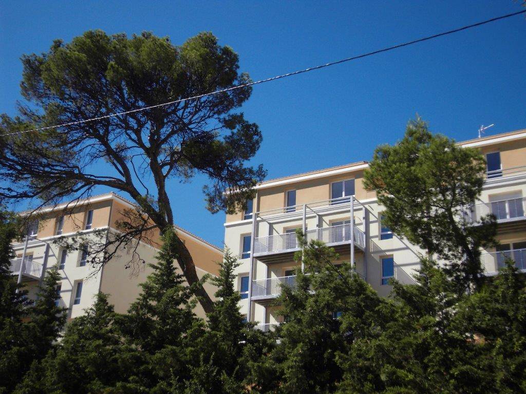 résidence A louer appartement 3 pièces 56 m² avec terrasse et place de parking double Saint Julien / Les Olives 13012 Marseille  